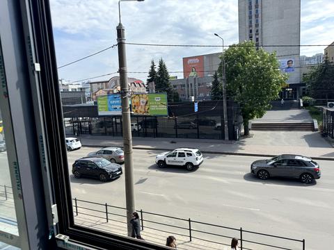 комерційна за адресою Торговиця вул., 19