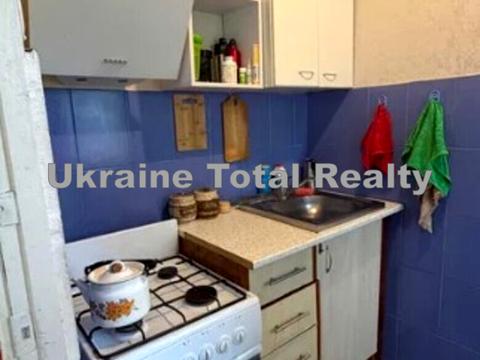 квартира за адресою Зодчих вул., 10