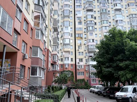 квартира за адресою Райдужний масив вул., 19/2