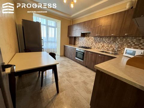 квартира за адресою Берегова вул., 18