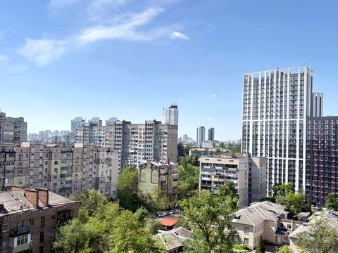 квартира за адресою Коперника вул., 3