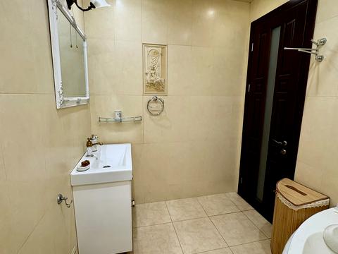 квартира по адресу Дружбы Народов ул., 228а
