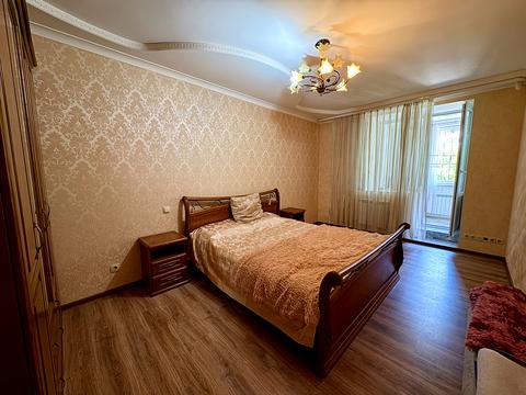 квартира по адресу Дружбы Народов ул., 228а