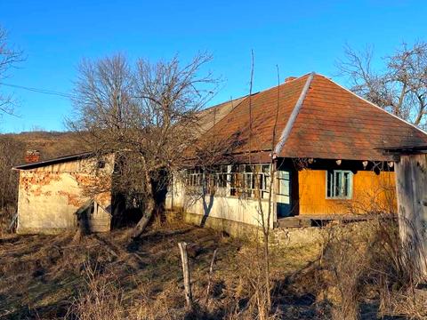 будинок за адресою Головна