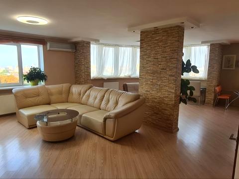 квартира за адресою Сергія Подолинського вул. (Благоєва), 7