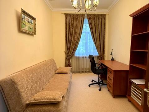 квартира за адресою Михайлівська вул., 24-Б