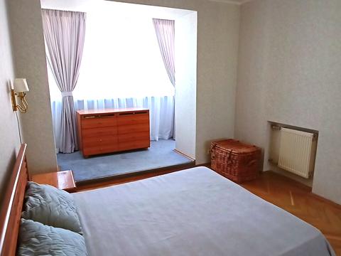 квартира за адресою Генерала Алмазова вул. (Кутузова), 6