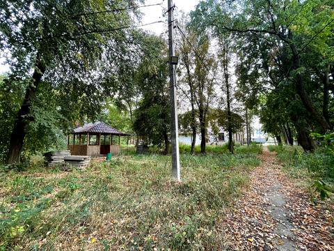комерційна за адресою Броварська вул., 4б