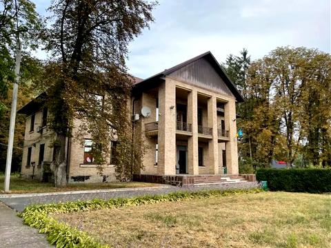 коммерческая по адресу Броварська ул., 4б