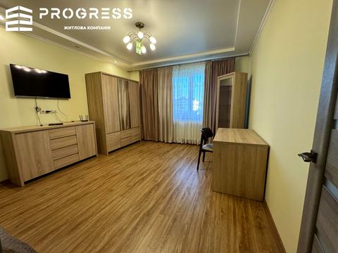 квартира за адресою Берегова вул., 18