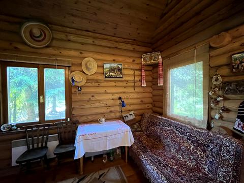 будинок за адресою Лісова