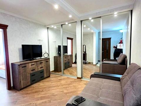 квартира за адресою Тополина вул., 26