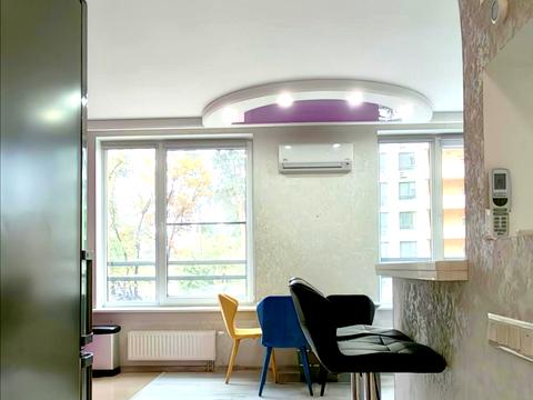 квартира за адресою Анатолія Петрицького вул., 17-А
