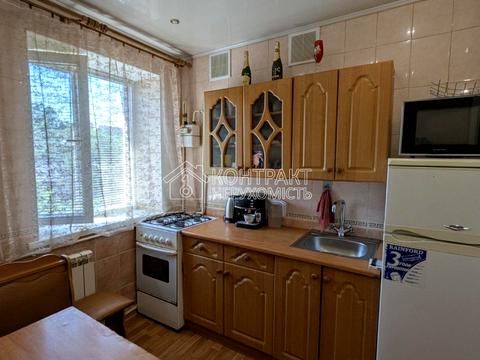 квартира за адресою Ново-Баварський просп. (Ілліча), 93а