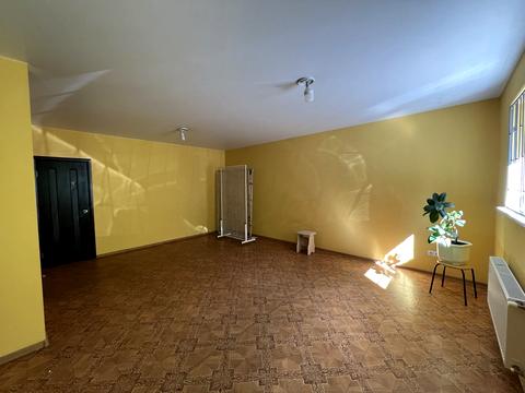 комерційна за адресою Волошкова вул., 30