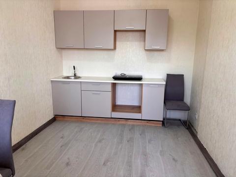 квартира за адресою Срібнокільська вул., 1