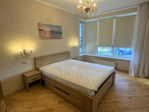 1865995762565561