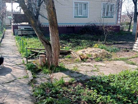 будинок за адресою Центральна вул., 2
