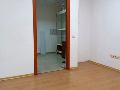 комерційна за адресою Світлицького вул., 24-А