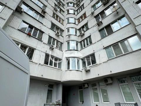 квартира за адресою Миколи Бажана просп., 10