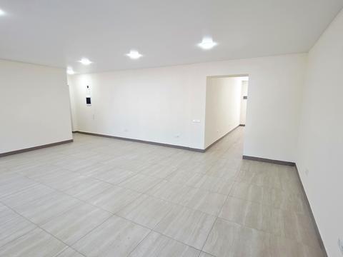 коммерческая по адресу майдан Незалежности пл., 7