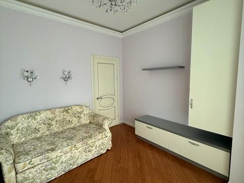 квартира за адресою Літературна вул., 1а
