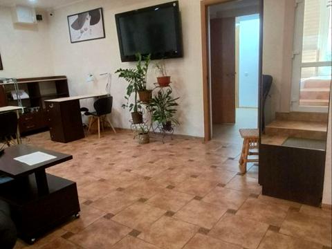 комерційна за адресою Академіка Сахарова вул., 26