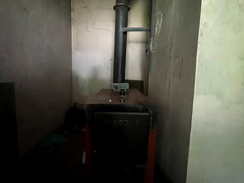комерційна за адресою Центральна, 15