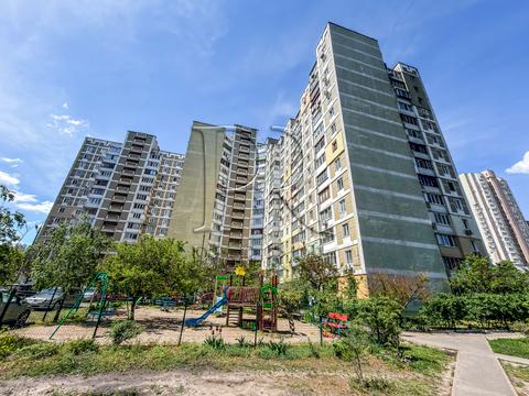 квартира по адресу Драгоманова ул., 23