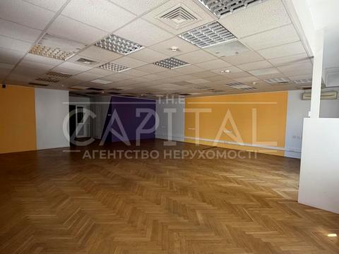 комерційна за адресою Богдана Хмельницького вул., 55а