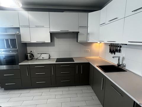 квартира за адресою Грушевського вул., 21