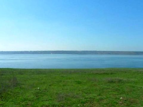 ділянка за адресою Виноградна