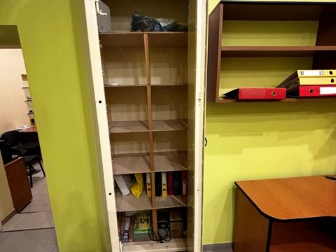 комерційна за адресою Ніжинська вул., 42