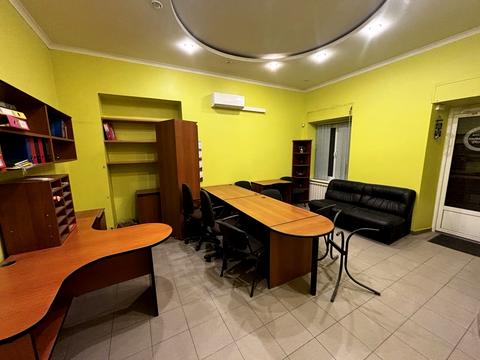 комерційна за адресою Ніжинська вул., 42