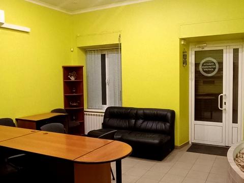 комерційна за адресою Ніжинська вул., 42