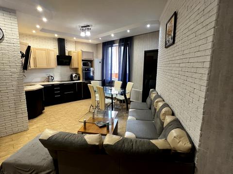 квартира за адресою Київська вул., 243