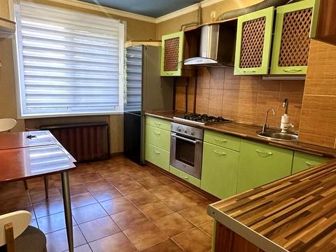 квартира за адресою Дніпро, Героїв просп., 37