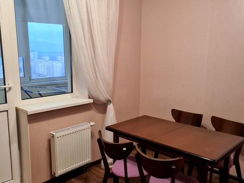 квартира по адресу Киев, Александра Мишуги ул., 12