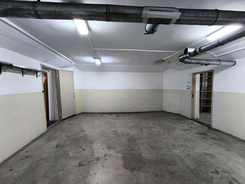 коммерческая по адресу Вацлава Гавела бульв. (Івана Лепсе), 4