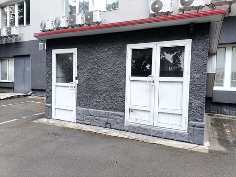 коммерческая по адресу Вацлава Гавела бульв. (Івана Лепсе), 4