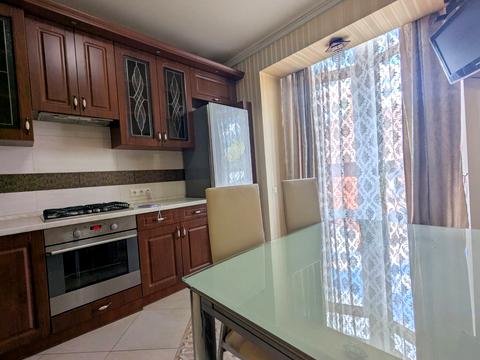 квартира за адресою Бурштинова вул., 4