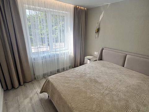 квартира за адресою Білогірська вул., 12