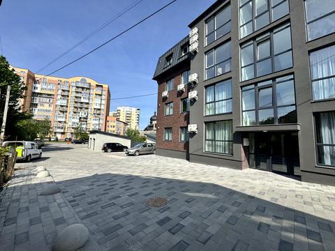 квартира за адресою Білогірська вул., 12
