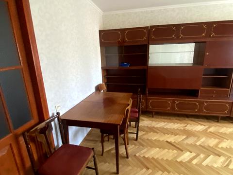 квартира за адресою Перемоги вул., 12