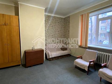 1866146670510329