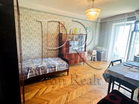 квартира за адресою Київ, Ореста Левицького вул. (Академіка Курчатова), 3-А