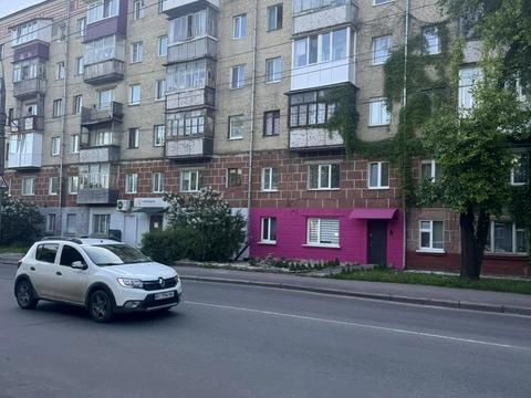 квартира за адресою Кам'янецька вул., 109
