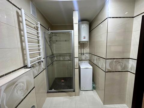 квартира за адресою В'ячеслава Чорновола вул., 1Б
