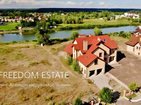 будинок за адресою Кар'єрна вул.