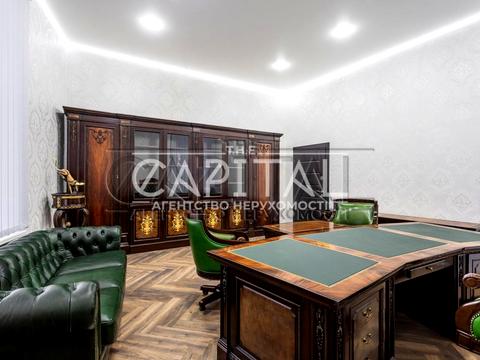 комерційна за адресою Саксаганського вул., 84-86